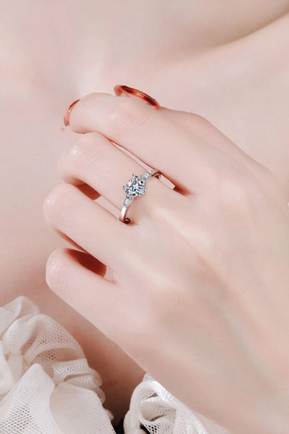 1.2 Carat Moissanite Heart Ring - AMMORA LUX