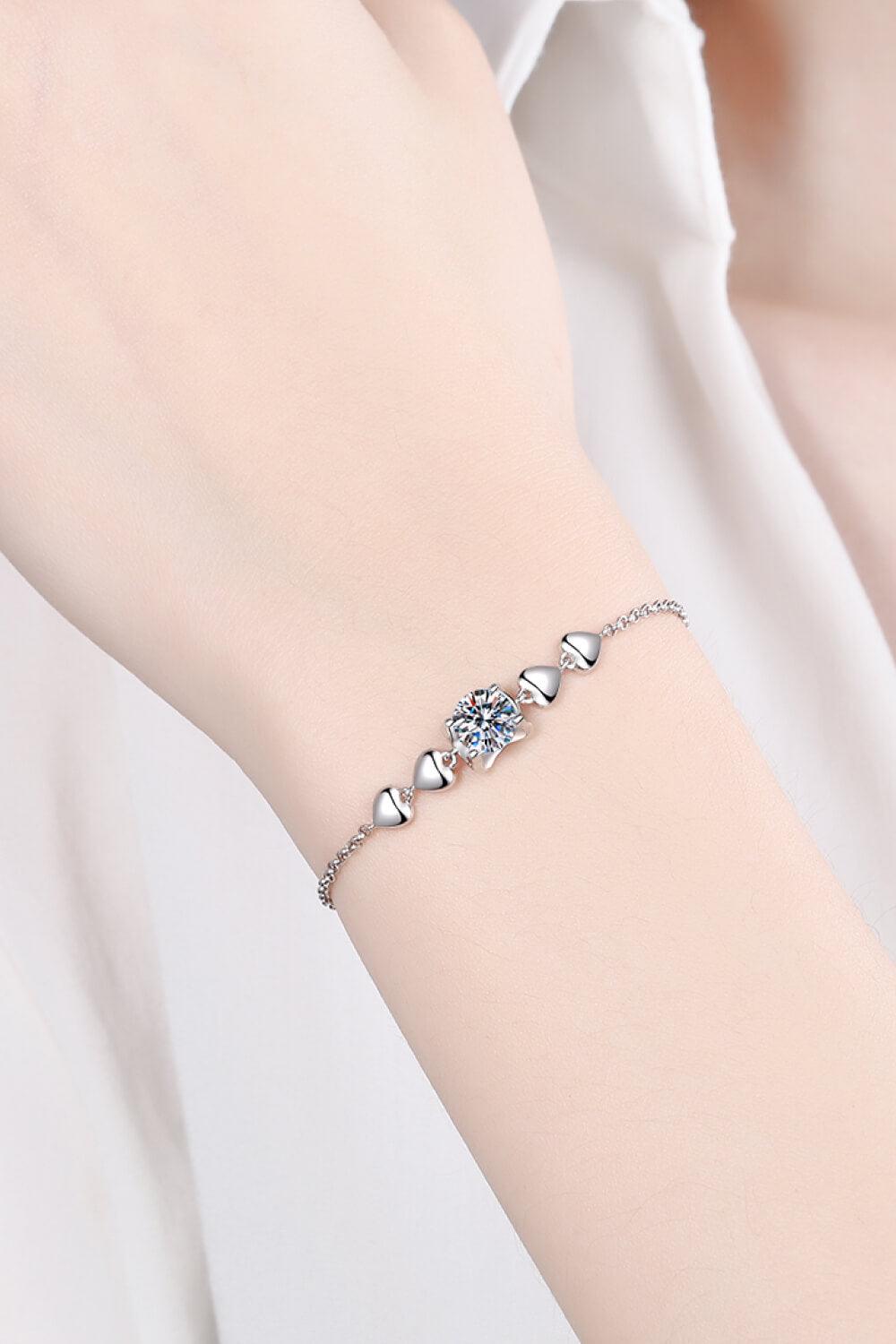 1 Carat Moissanite Heart Bracelet - AMMORA LUX