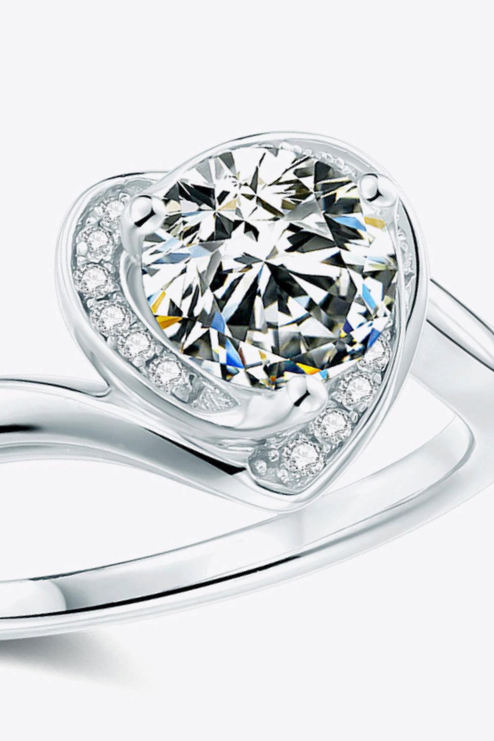 1 Carat Moissanite Heart Ring - AMMORA LUX