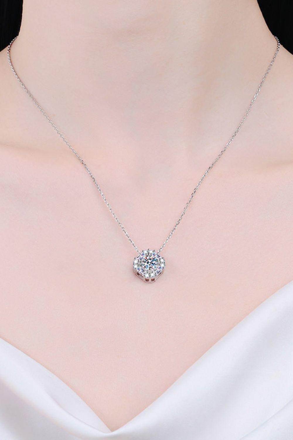 Geometric Moissanite Pendant Chain Necklace - AMMORA LUX