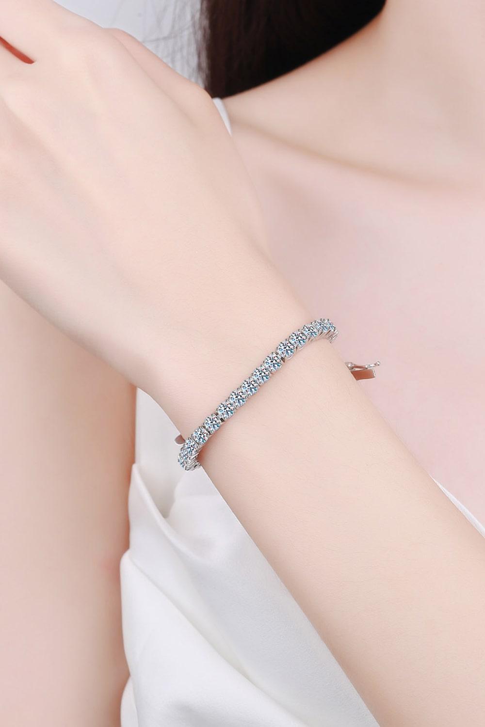 Moissanite Bracelet - AMMORA LUX